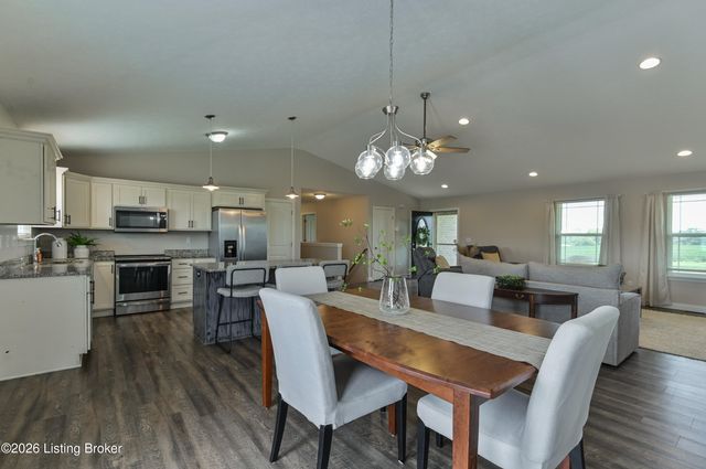 12533 Rineyville Rd, Vine Grove, KY 40175
