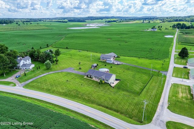 12533 Rineyville Rd, Vine Grove, KY 40175