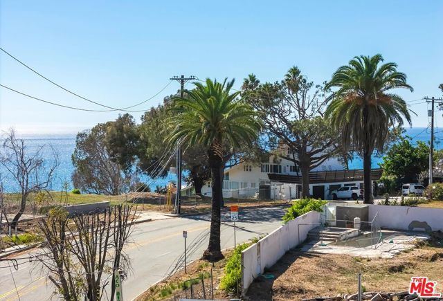 17056 Livorno Drive, Pacific Palisades (los Angeles), CA 90272