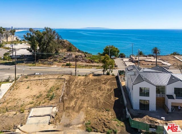 17056 Livorno Drive, Pacific Palisades (los Angeles), CA 90272