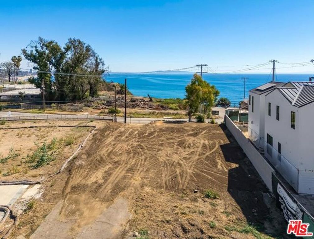 17056 Livorno Drive, Pacific Palisades (los Angeles), CA 90272