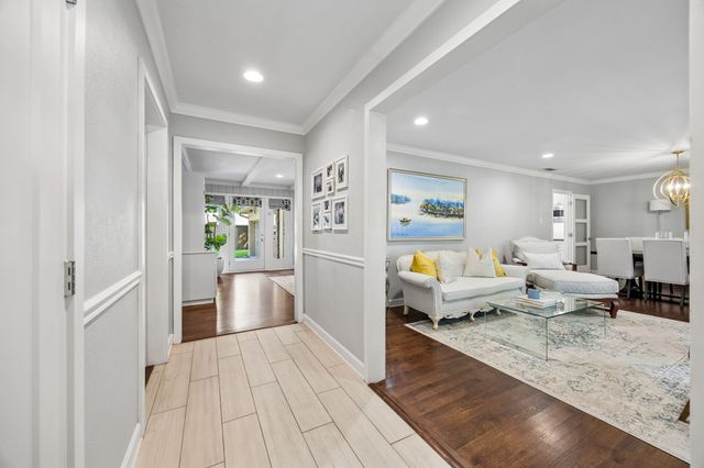 7030 Town North Drive, Dallas, TX 75231
