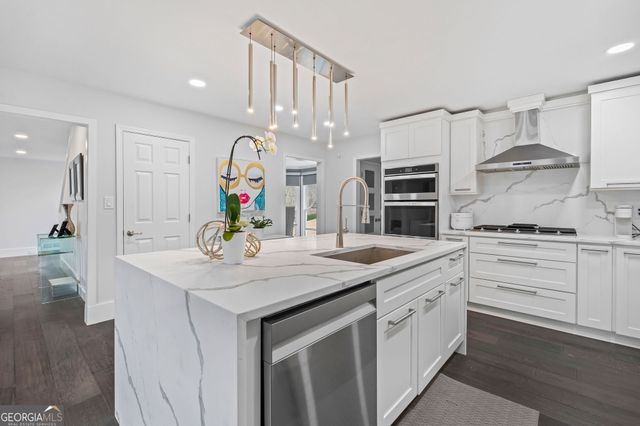 4367 Dunmore Road NE, Marietta, GA 30068