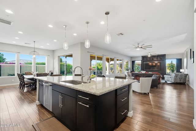 7618 W CHAMA Drive, Peoria, AZ 85383