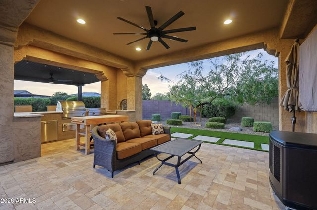7618 W CHAMA Drive, Peoria, AZ 85383