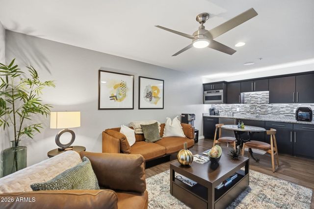 7618 W CHAMA Drive, Peoria, AZ 85383