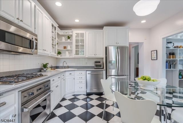 118 S Fullerton Ave, Montclair Twp., NJ 07042