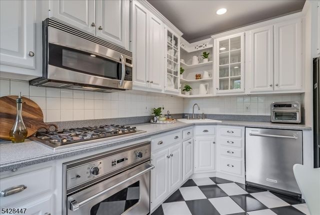 118 S Fullerton Ave, Montclair Twp., NJ 07042