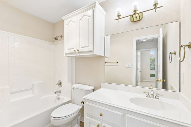 110 Crestway Drive 29, Cedar Hill, TX 75104