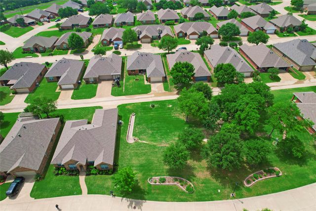 110 Crestway Drive 29, Cedar Hill, TX 75104