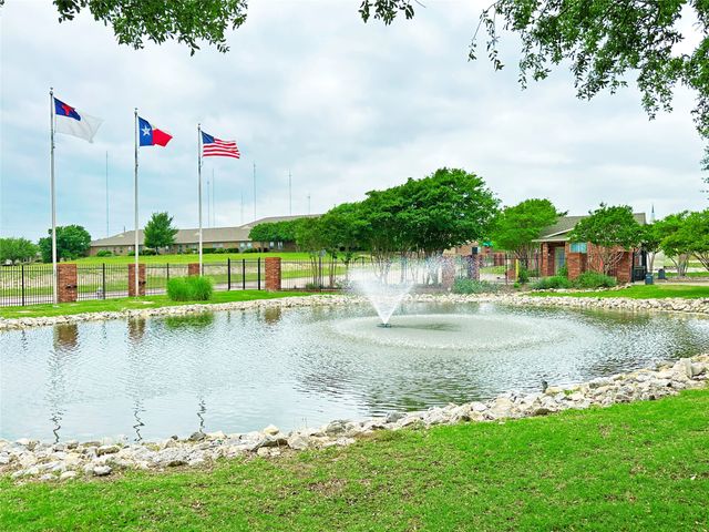 110 Crestway Drive 29, Cedar Hill, TX 75104