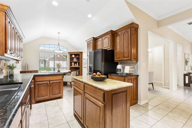 110 Crestway Drive 29, Cedar Hill, TX 75104