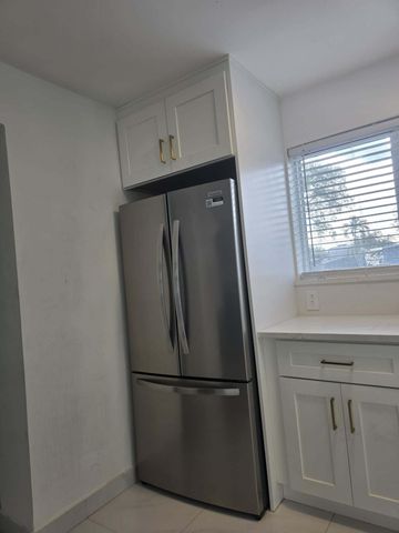 3900 SW 59th Avenue, Davie, FL 33314