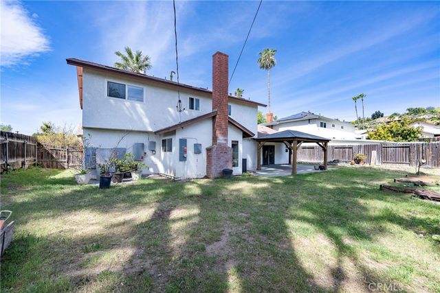 5655 Stanton Avenue, Highland, CA 92346
