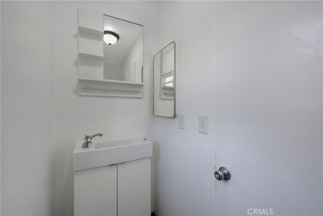 5655 Stanton Avenue, Highland, CA 92346