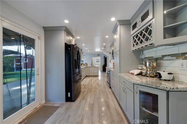 5655 Stanton Avenue, Highland, CA 92346