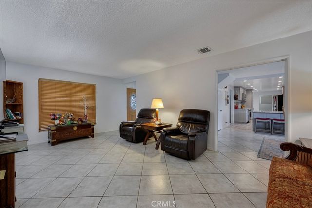 5655 Stanton Avenue, Highland, CA 92346