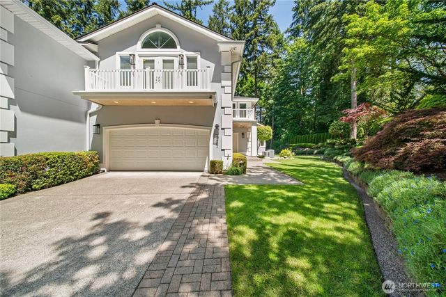 11202 Greystone Drive SW, Lakewood, WA 98499