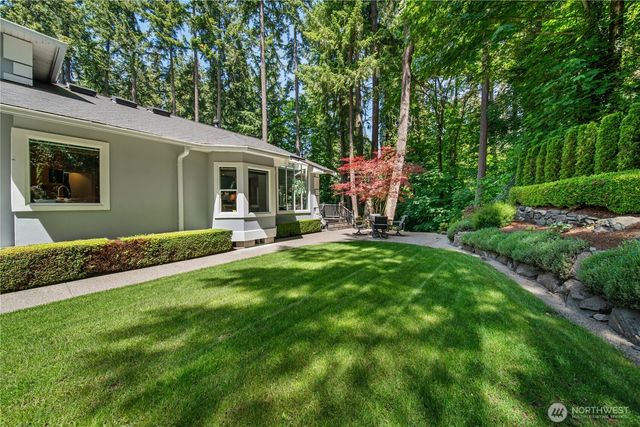 11202 Greystone Drive SW, Lakewood, WA 98499