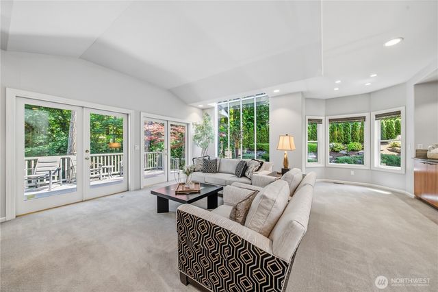 11202 Greystone Drive SW, Lakewood, WA 98499
