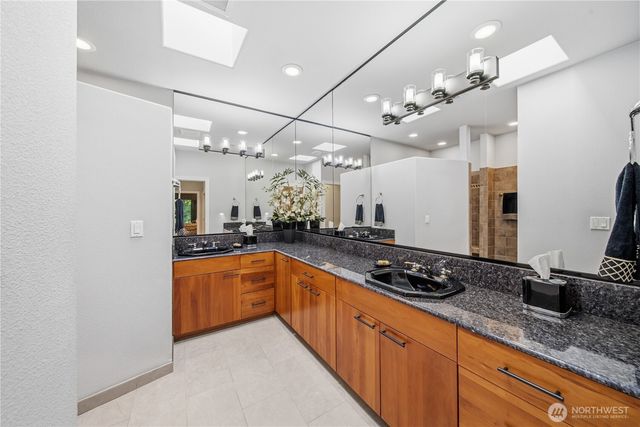 11202 Greystone Drive SW, Lakewood, WA 98499
