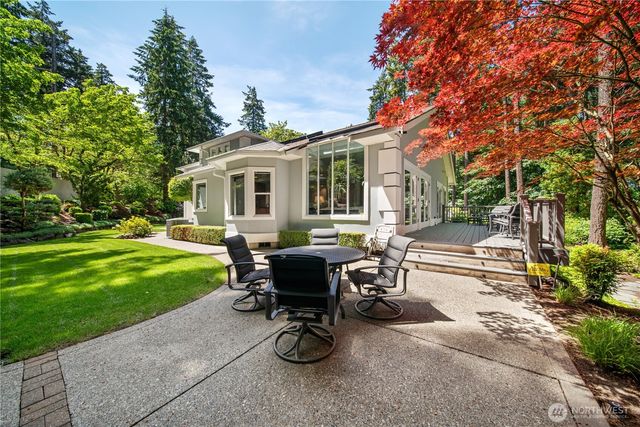 11202 Greystone Drive SW, Lakewood, WA 98499