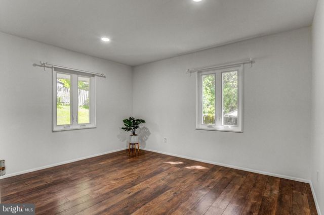 6323 HOWE PL, Springfield, VA 22150