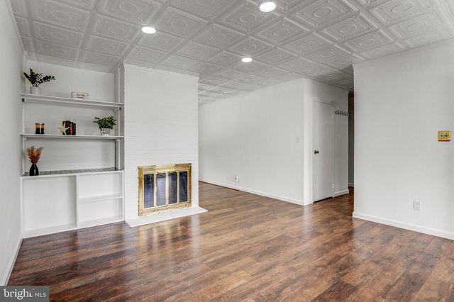 6323 HOWE PL, Springfield, VA 22150