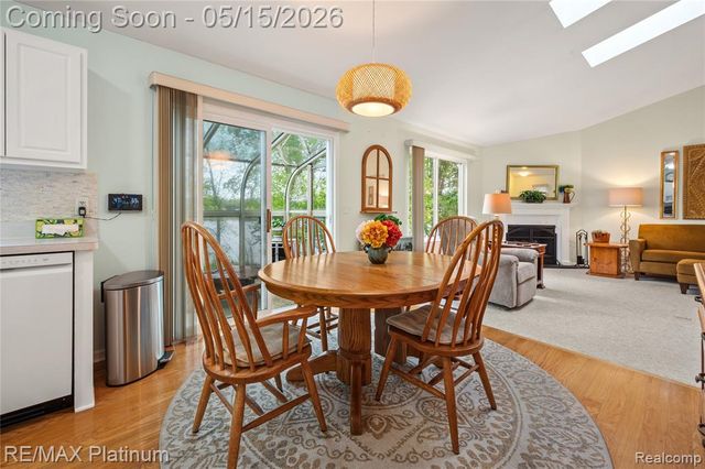 1270 Crystal Pointe Circle, Fenton, MI 48430