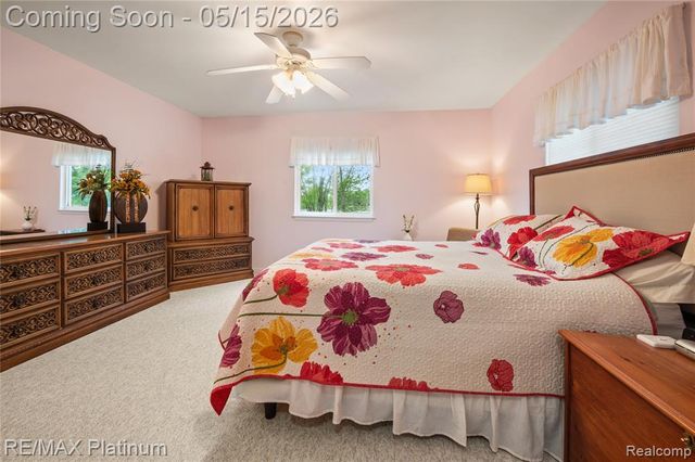1270 Crystal Pointe Circle, Fenton, MI 48430