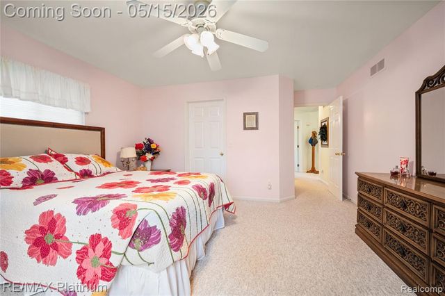 1270 Crystal Pointe Circle, Fenton, MI 48430