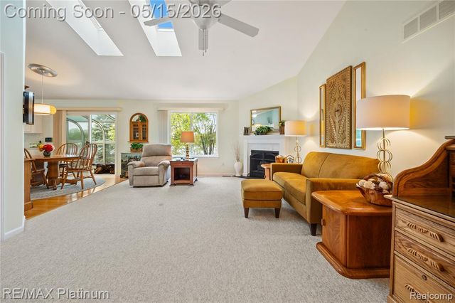 1270 Crystal Pointe Circle, Fenton, MI 48430