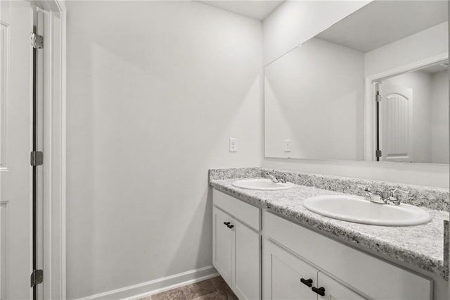 151 Creekview Way, Dallas, GA 30132