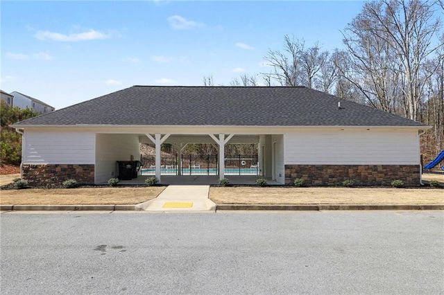 151 Creekview Way, Dallas, GA 30132