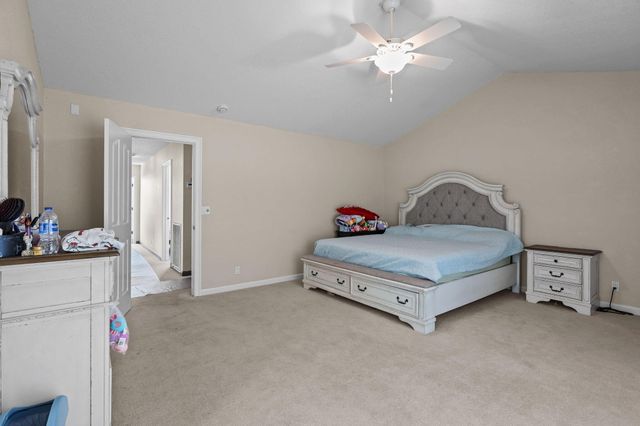 2366 Templeton Drive, Redding, CA 96002