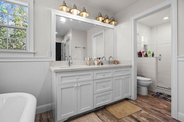 2366 Templeton Drive, Redding, CA 96002