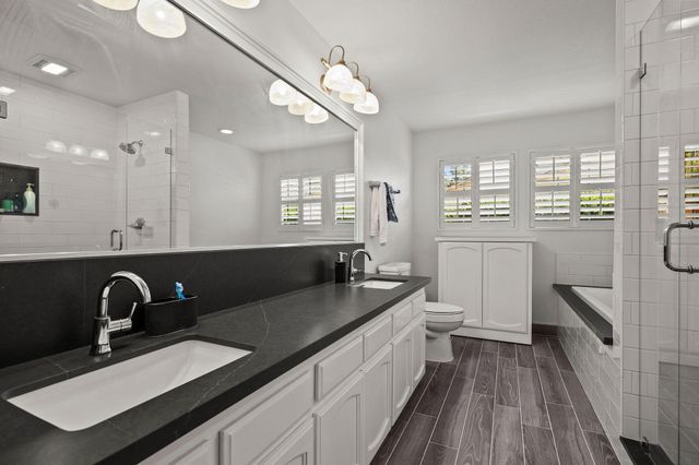 2366 Templeton Drive, Redding, CA 96002