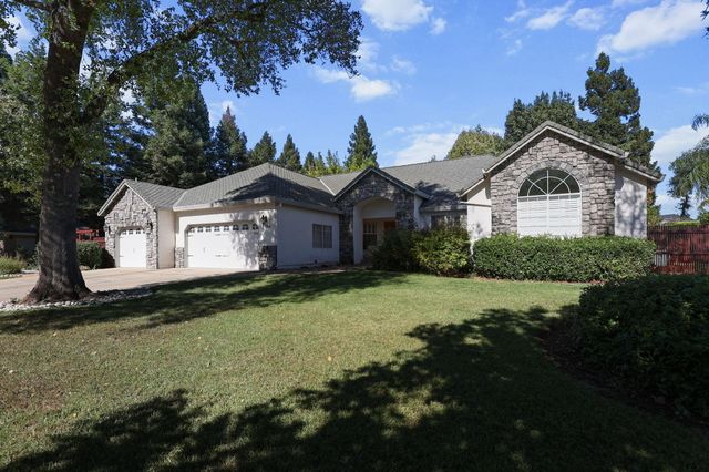 2366 Templeton Drive, Redding, CA 96002