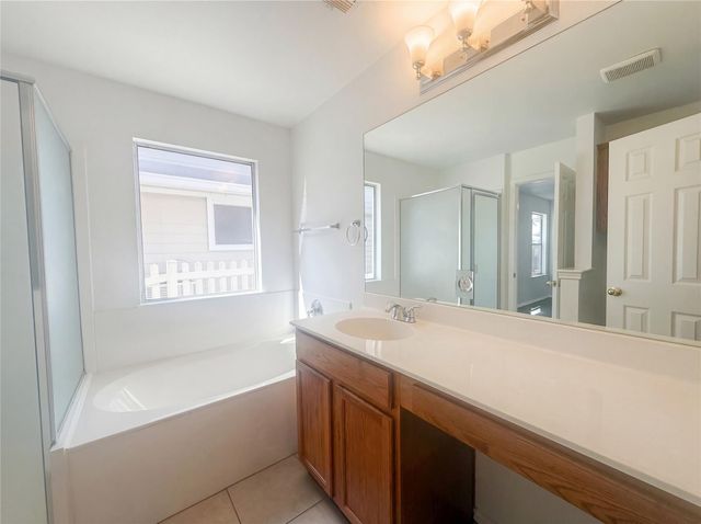 110 Strawn, Kyle, TX 78640