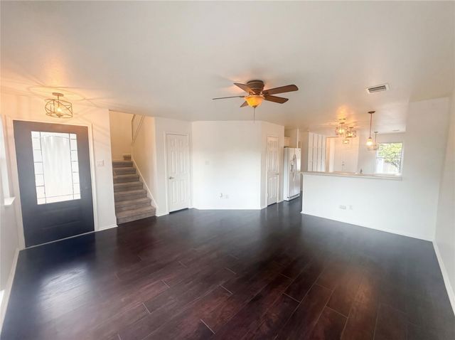 110 Strawn, Kyle, TX 78640