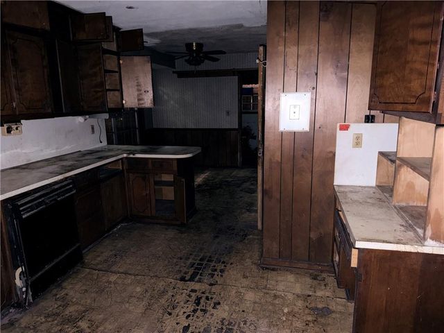 1131 S Deshon Road, Lithonia, GA 30058