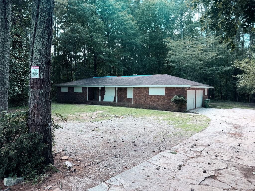 1131 S Deshon Road, Lithonia, GA 30058