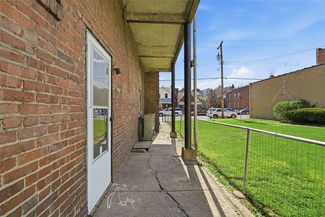 618 Broadway Ave, Stowe Twp, PA 15136