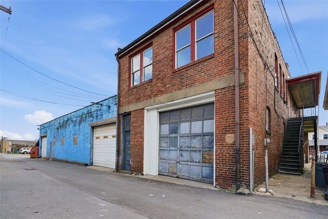 618 Broadway Ave, Stowe Twp, PA 15136