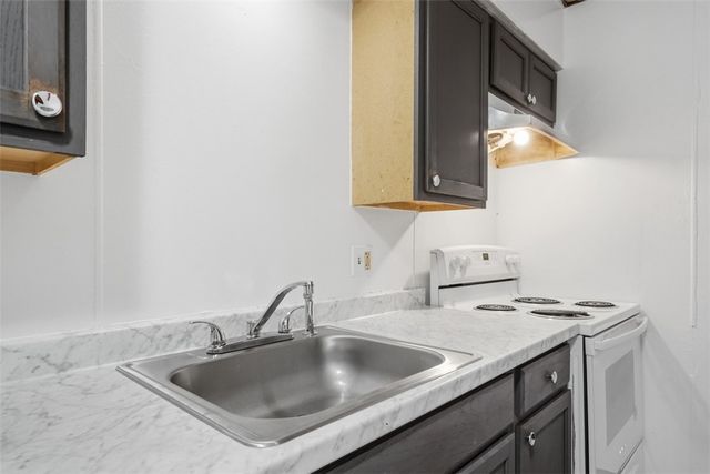 618 Broadway Ave, Stowe Twp, PA 15136
