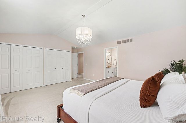 3788 Dearborn Avenue, Rochester Hills, MI 48309