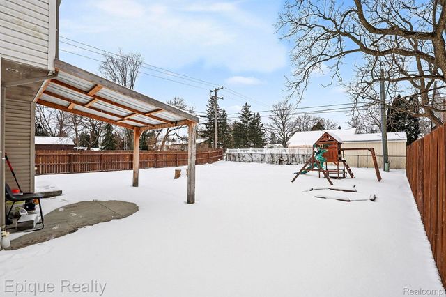 3788 Dearborn Avenue, Rochester Hills, MI 48309