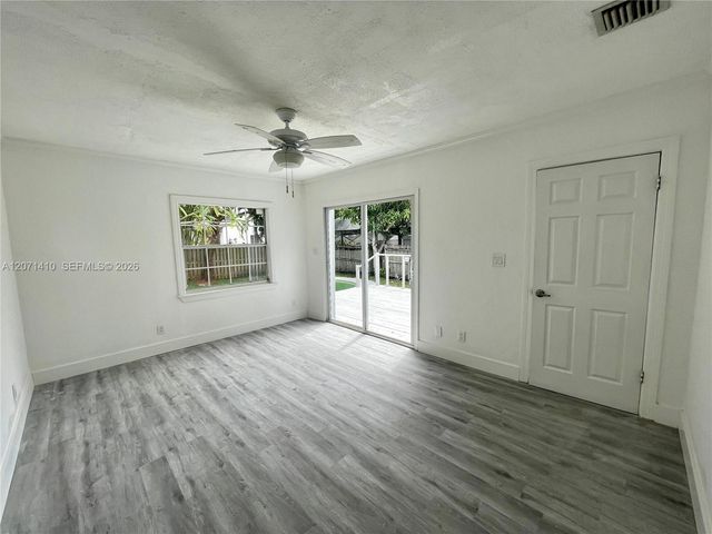 820 SE 12th Street 2, Fort Lauderdale, FL 33316