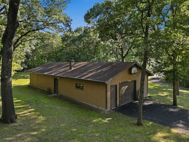 W2610 Rim Rock Road, Eau Claire, WI 54701