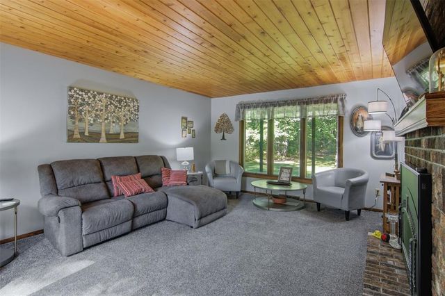 W2610 Rim Rock Road, Eau Claire, WI 54701